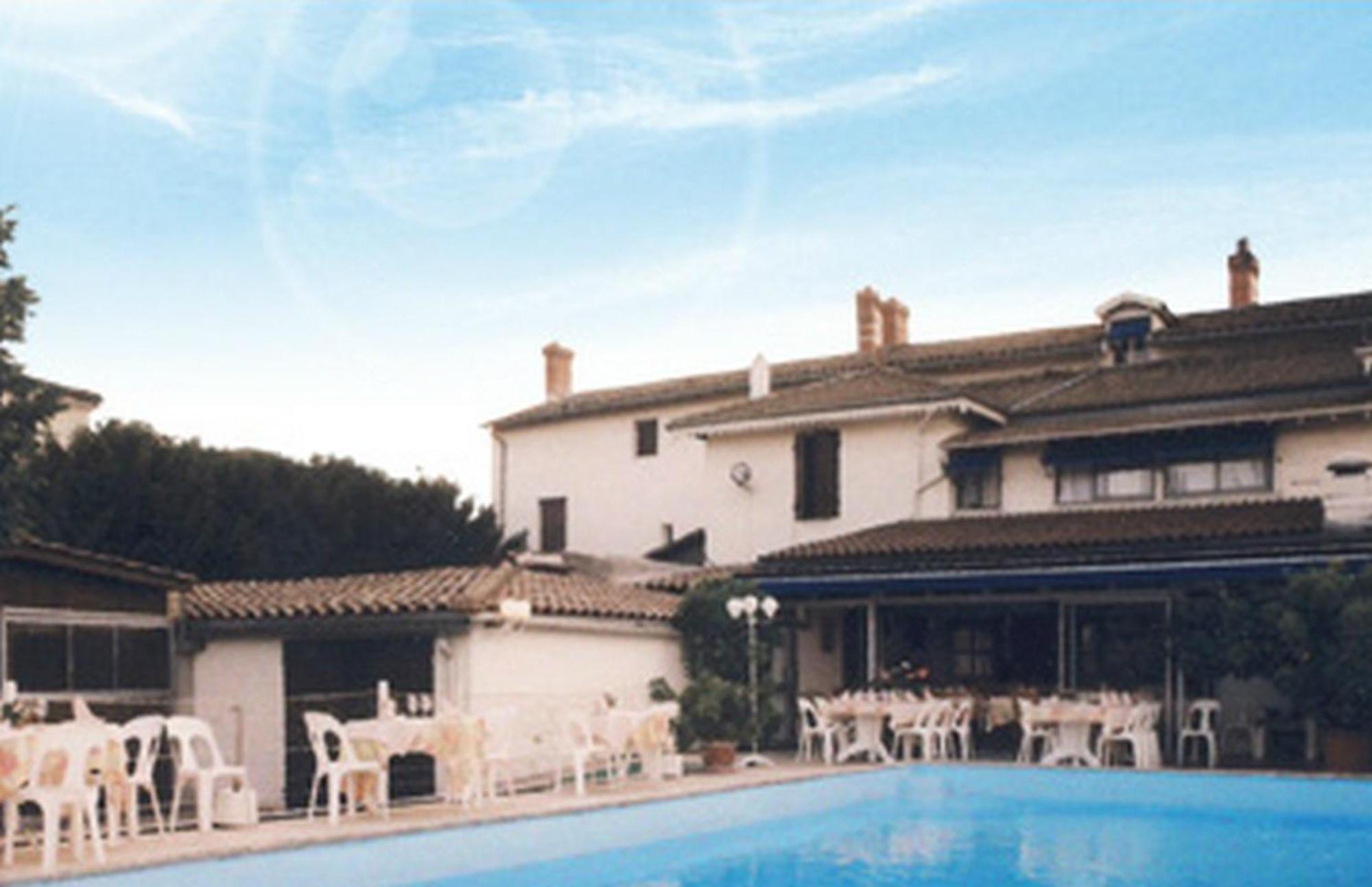 La Maison Blanche Romanèche-Thorins Exteriör bild
